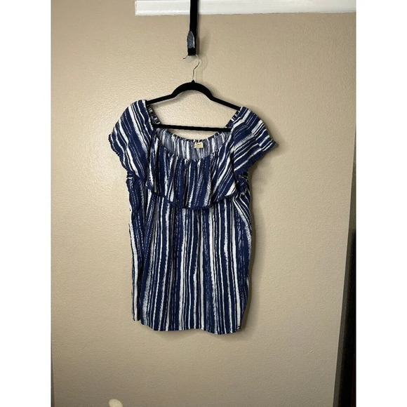 Faded Glory Women's Blue Short Sleeve Blouse, short sleeve blouse, blue blouse - Picture 1 of 8